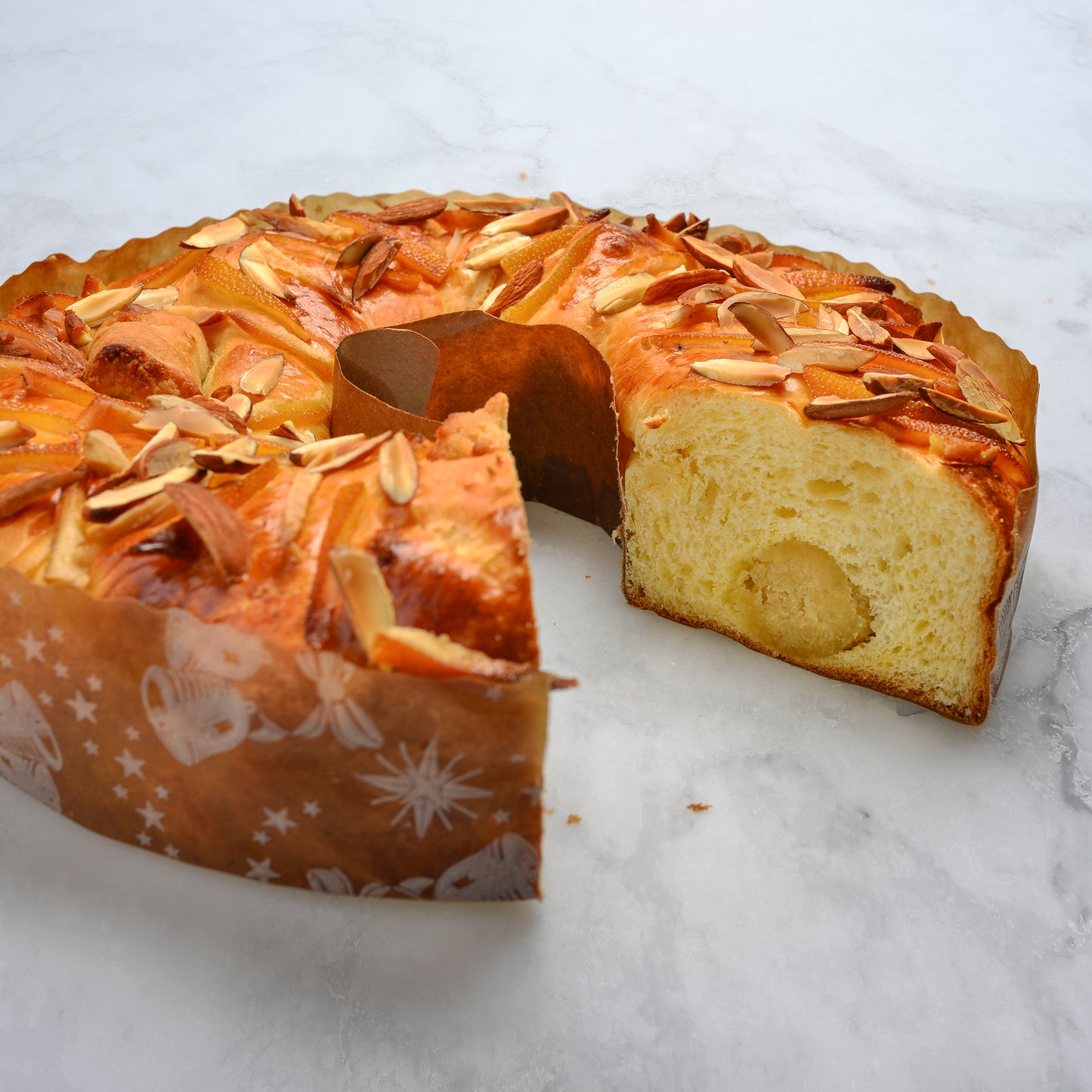 Rosca con pasta de almendras