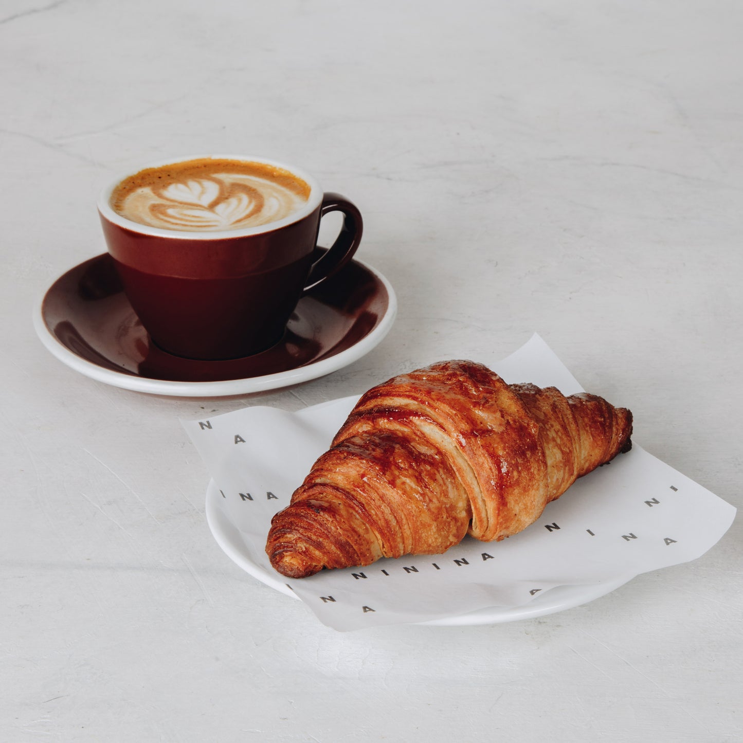 Promo café + medialuna