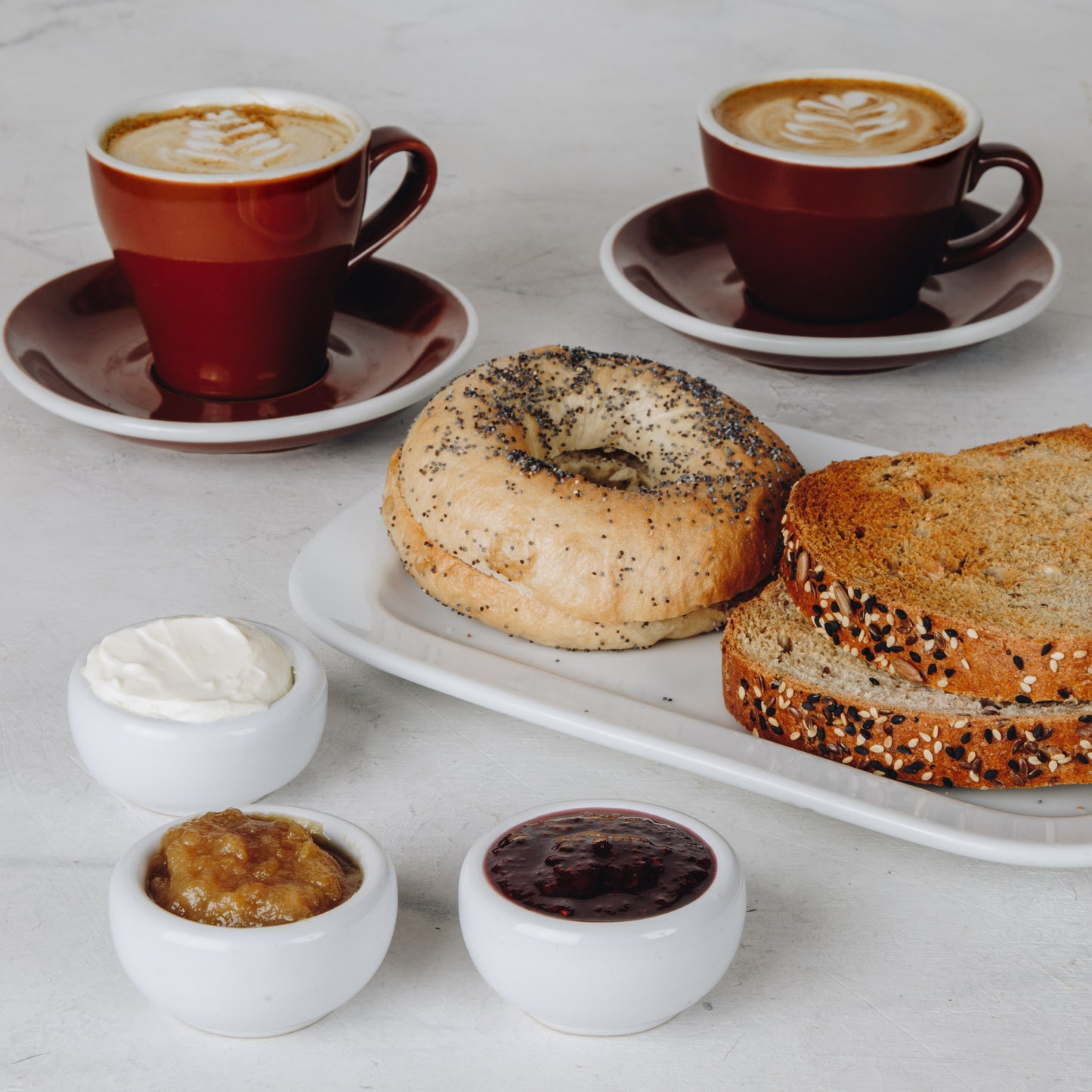 Promo canasta de panes + 2 cafés