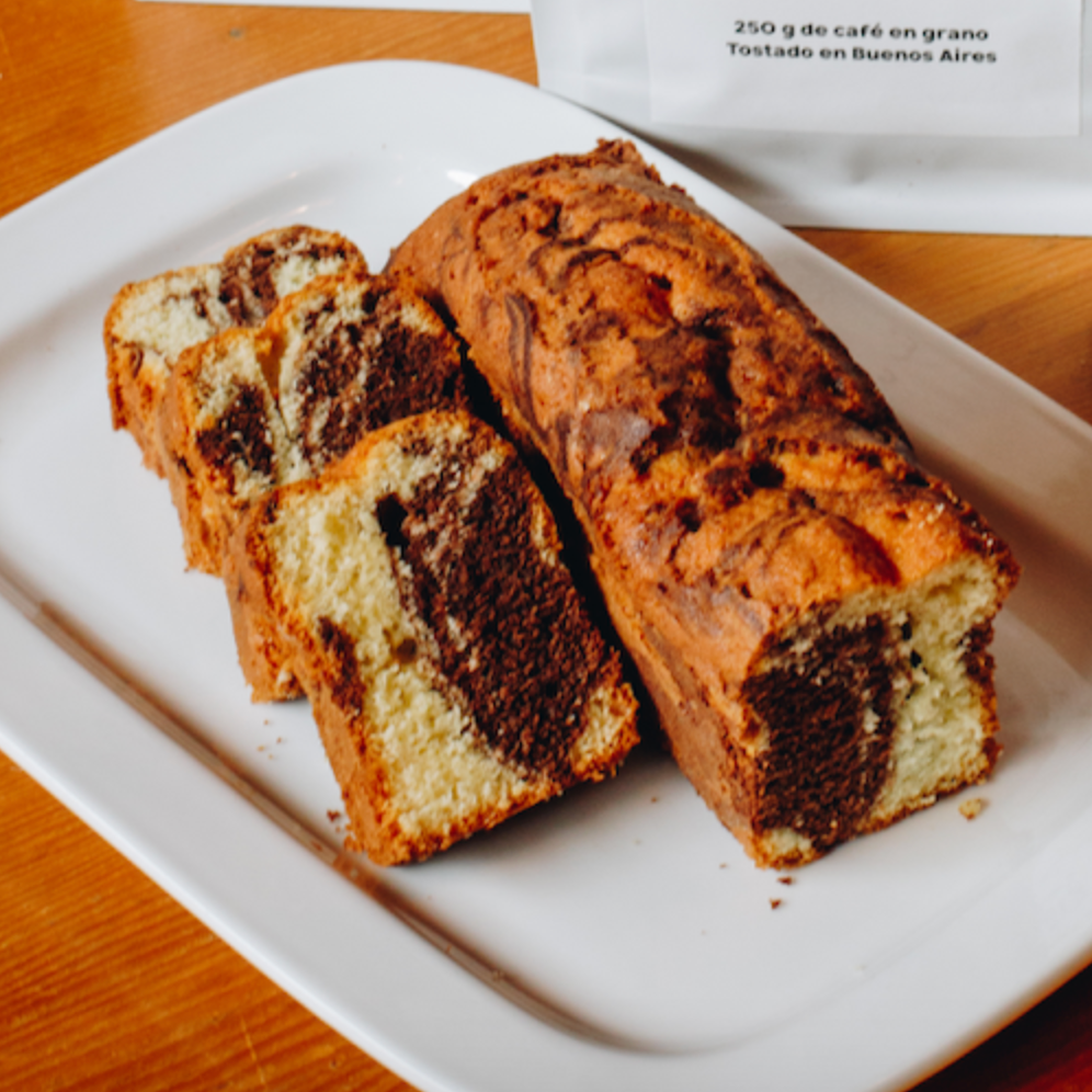 Budín marmolado (porción)